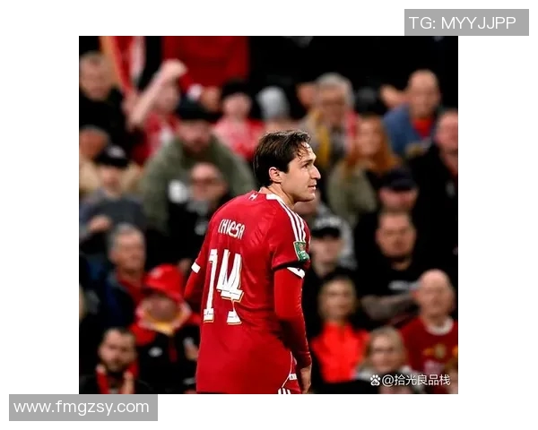 巴萨与利物浦的精彩对决在优酷独家直播,千万球迷共同见证巅峰对抗 巴萨与利物浦的精彩对决在优酷独家直播,千万球迷共同见证巅峰对抗