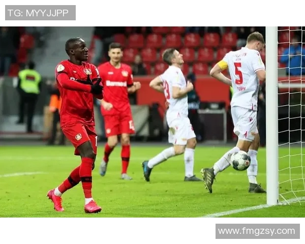 勒沃库森绝杀门兴，豪取宝贵三分，重登德甲榜首！