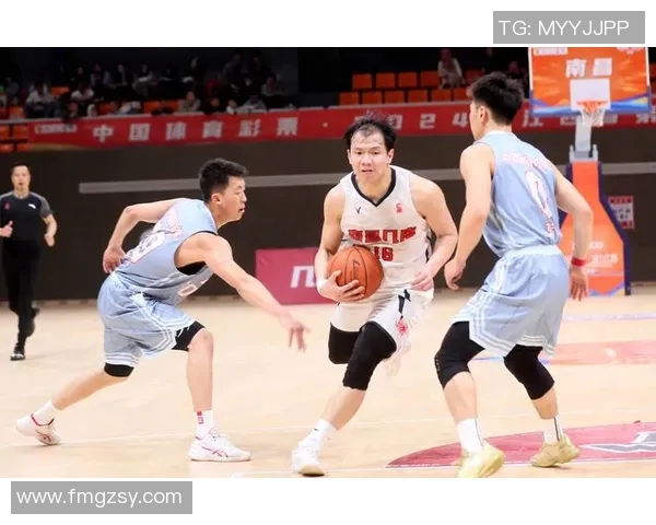 孙悦与张镇麟的巅峰对决谁将成为篮球场上的新传奇