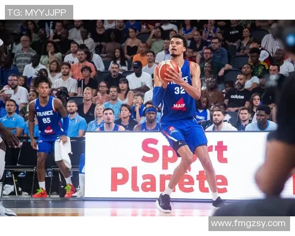 文班亚马法国队首秀狂砍27分引发NBA球探热议与关注