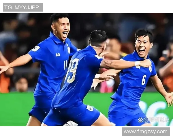 太阳队与亚特兰大梦想队的激烈对决引发篮球迷热烈讨论